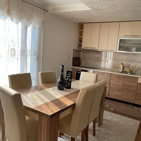 아파트 Naya House Rent
