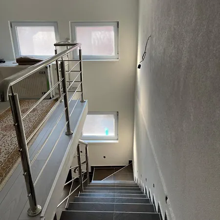 아파트 Naya House Rent